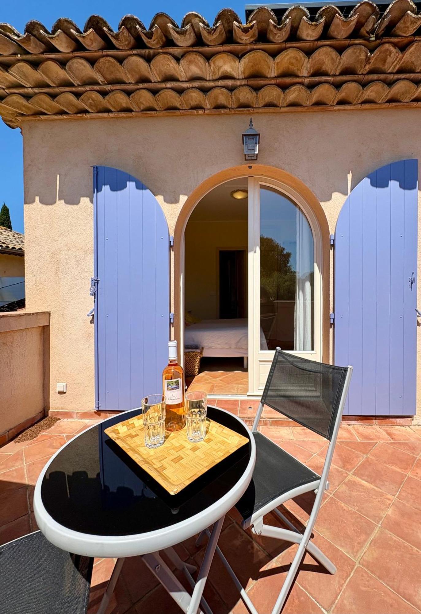 Le Mazet Des Mures Bed & Breakfast Grimaud