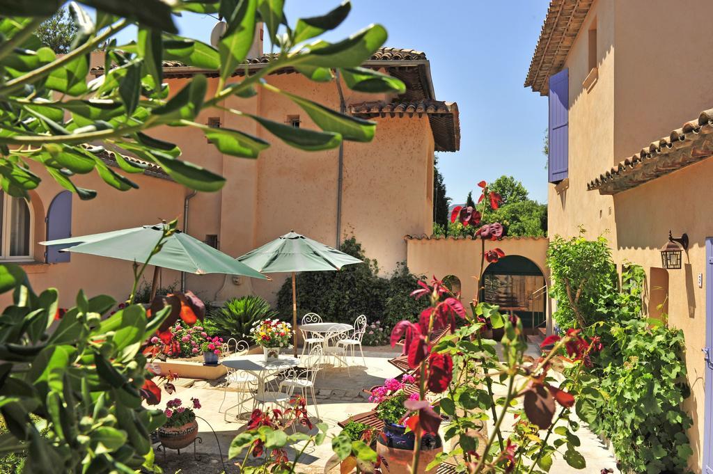 Le Mazet Des Mures Grimaud