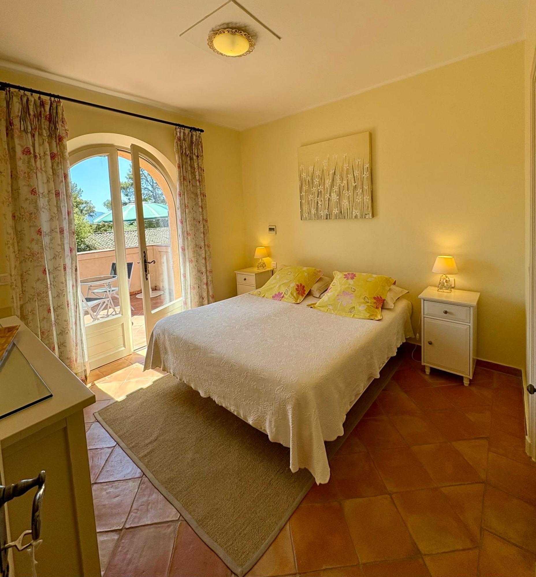 Bed & Breakfast Le Mazet Des Mures Grimaud